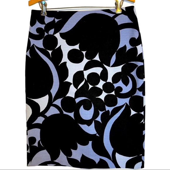 Ann Taylor Bold Floral Print Pencil Skirt